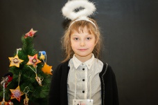 Алиса Пуслис<br />
Ученица царскосельской гимназии<br />
<br />
Я хочу пожелать всему Пушкину и всему Санкт-Петербургу веселых новогодних дней, и чтобы новогодние праздники прошли как можно лучше!