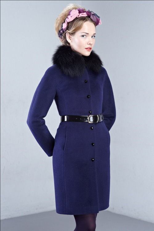 Пальто зимнее черничного цвета Екатерина Смолина, арт.